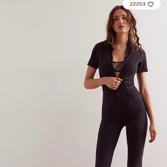 Black Short Sleeve Jumpsuit - Picture 1 of 2
